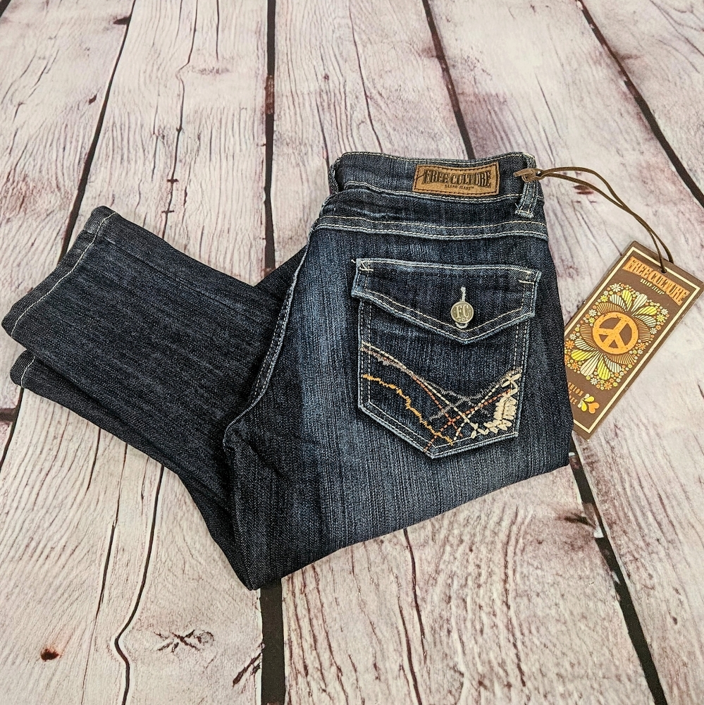 Free Culture NWT Size 3 Low Rise Dark Wash Skinny Jeans